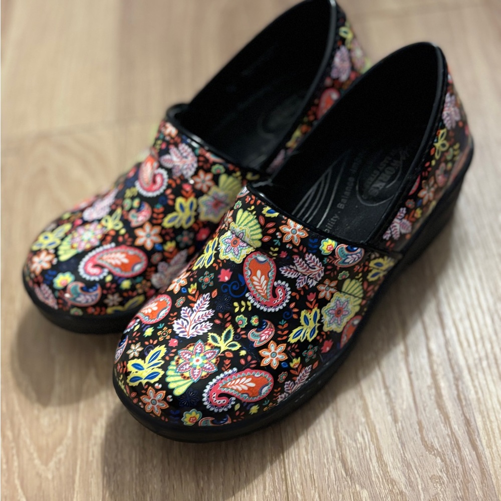 Laforst 7003 Womens Leather Slip Resistant Slip On nursing Work Clog sz 7